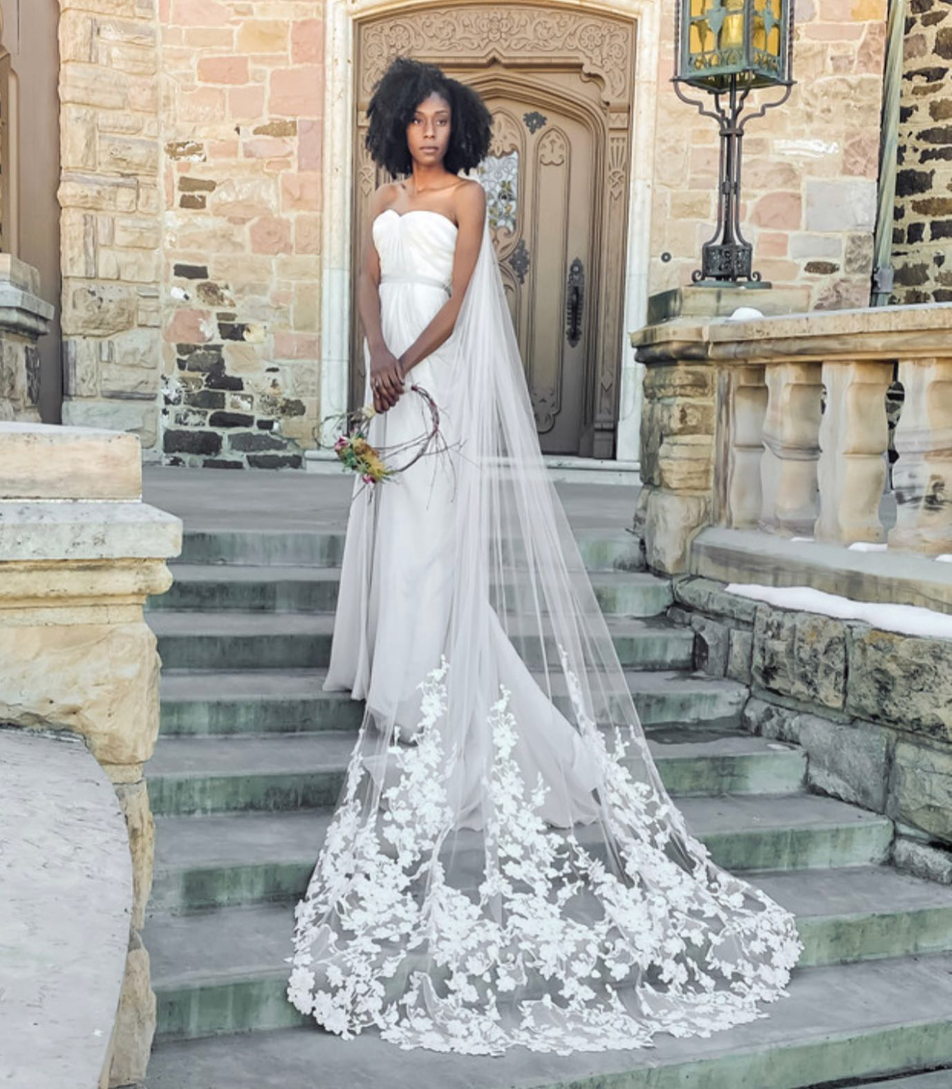 Veil & Accessories Sale Main Image