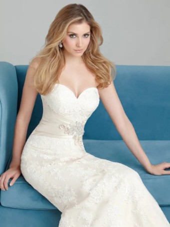Allure Bridal 2569 #2 thumbnail