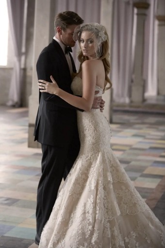 Allure Bridal 9215 #5 thumbnail